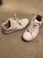 Reebok Sneaker Schuhe 37,5 Damen weiß TOP Wiesbaden - Mainz-Kostheim Vorschau