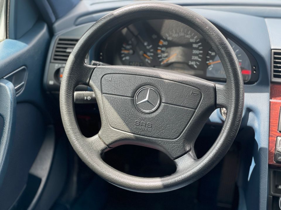 Mercedes W202 C-Klasse*Automatik*AMG-FELGEN*8FACH*BEREIFUNG* in Böblingen
