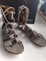 Kennel & Schmenger Sandalen Veloursleder beige Gr. 6,5 ( 39,5 Neu Nordrhein-Westfalen - Lennestadt Vorschau