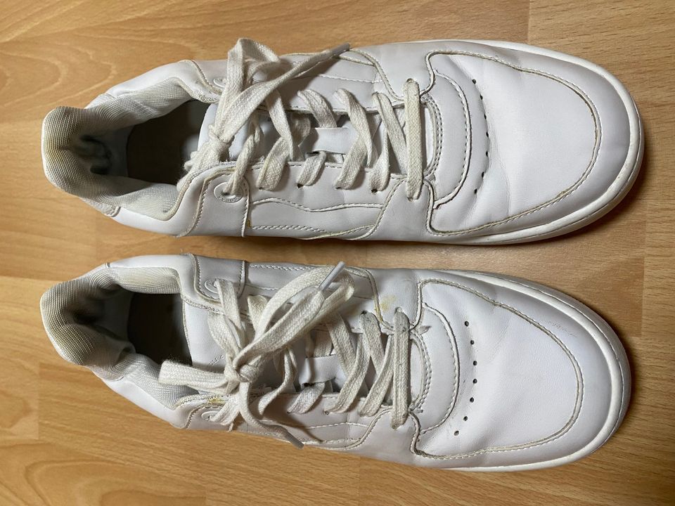 Pull & Bear Damen Schuhe Gr 40 weiße Sneaker 40 Halbschuhe 40 in Heiden