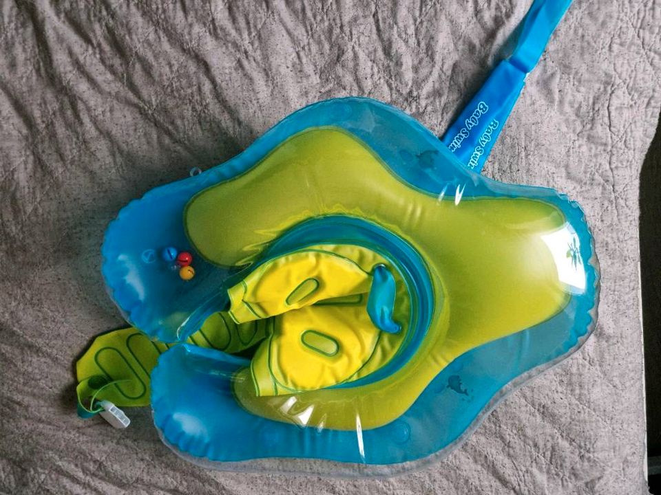 Schwimmreifen für Baby in Langenhagen