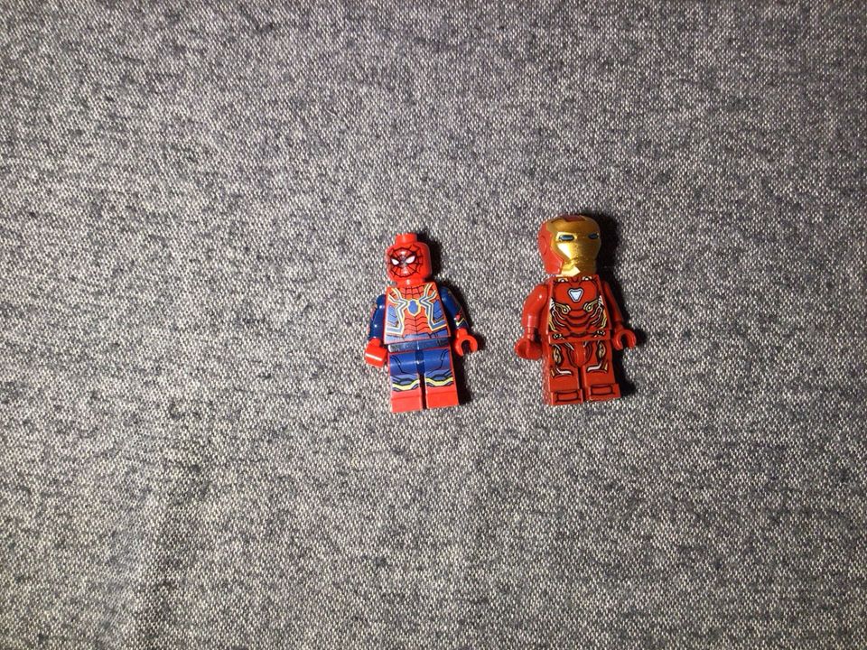 Iron Man + Spider-Man (Lego Figuren) in Ober-Olm