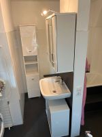 Badezimmermöbel-Set in weiß mit Beleuchtung Nordrhein-Westfalen - Ibbenbüren Vorschau