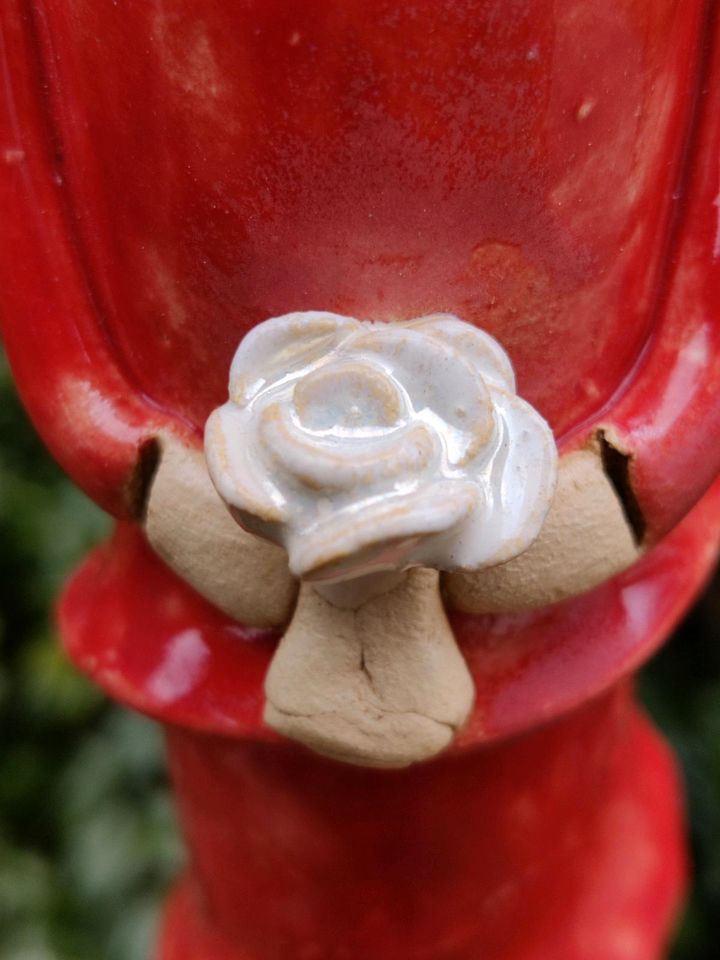 Zaunhocker Zaunreiter Keramik Dame Rosen Blumen GartenHandarbeit in Bernried Niederbay