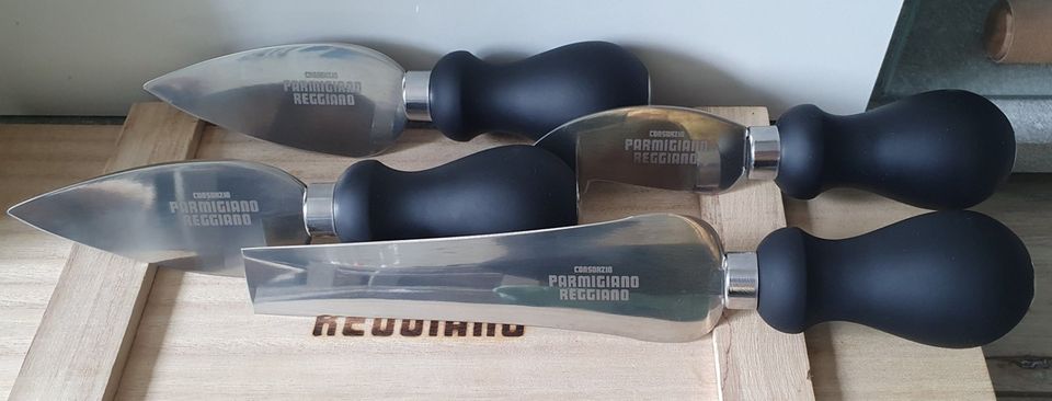 Consorzio Parmigiano Reggiano Parmesan-Messer Set + Kiste in Velbert