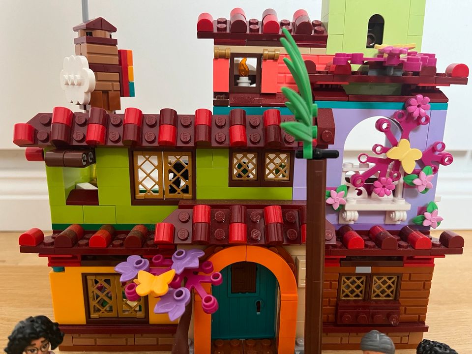 Lego Friends 43202 Disney Encanto „Haus der Madrigals“ in Quickborn