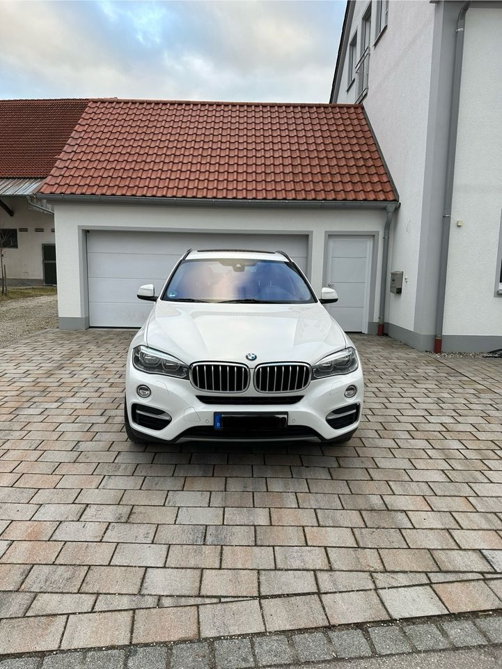 BMW X6 50i „Standheizung“ in Erdweg