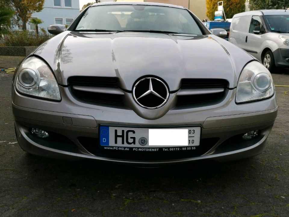 Mercedes SLK 200 supergünstig mit LPG Gasanlage Tüv neu! in Bad Homburg