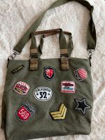 Tasche mit Patches :) Niedersachsen - Einbeck Vorschau