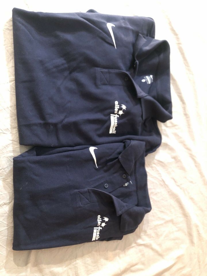 Neue Nike Poloshirts (1xGrösse XL, 1x Größe M), dunkelblau in Jüchen