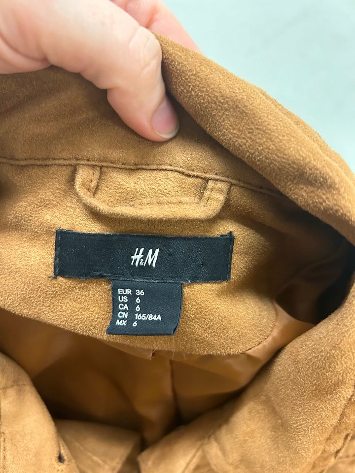 H&M Jacke/Blouson, braun, Größe 36 - INKLUSIVE VERSAND in Waldbronn