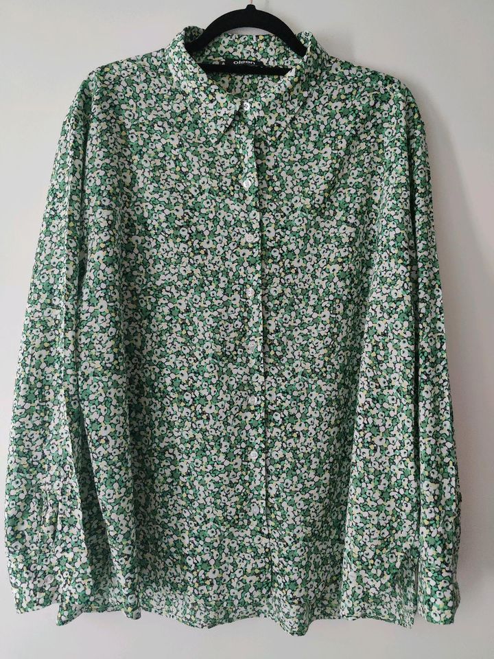 Bluse von olsen wie neu grün weiß Blumen Gr. 46 in Schöffengrund