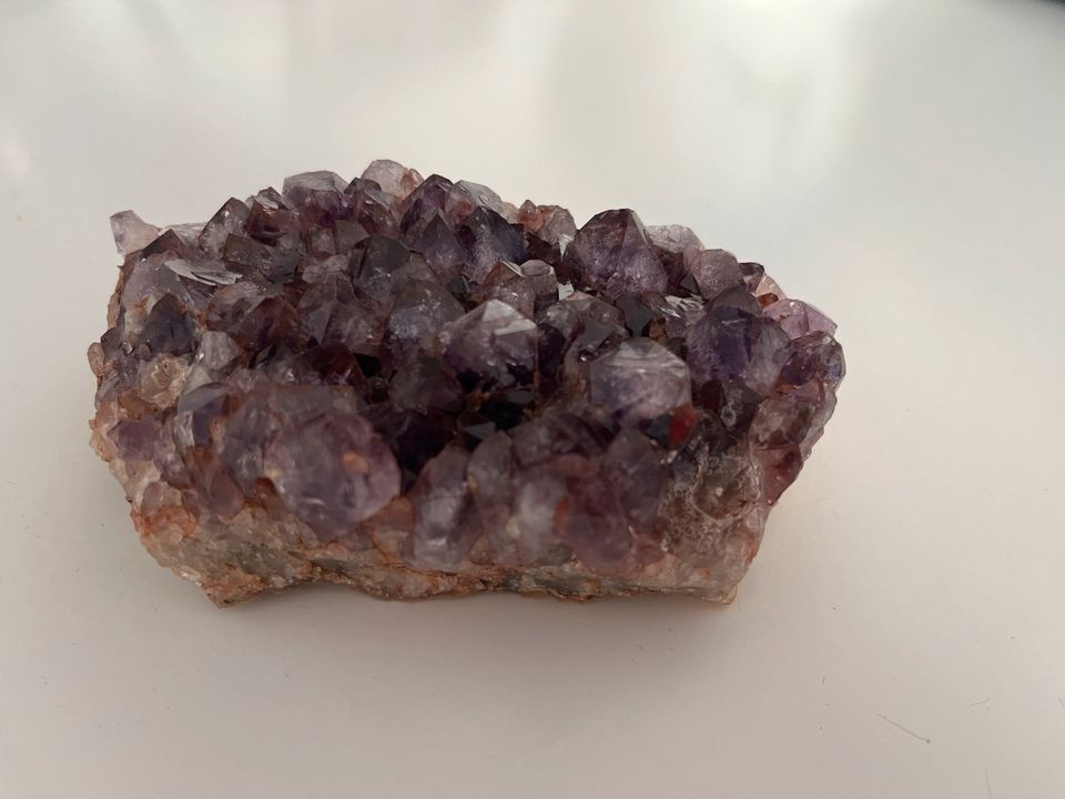 Amethyst Bruchstück in Darmstadt