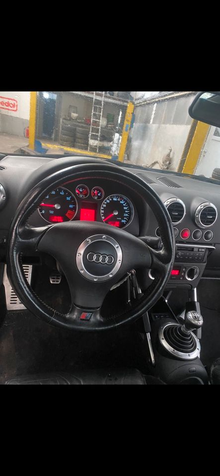 Audi TT 8n quaddro in Wuppertal