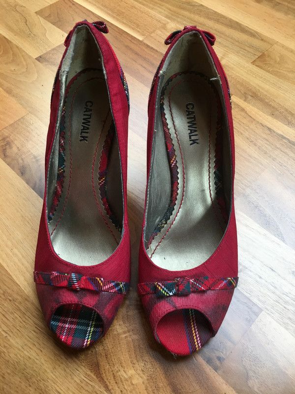 rote Pumps von Catwalk Gr. 40 in Herrieden