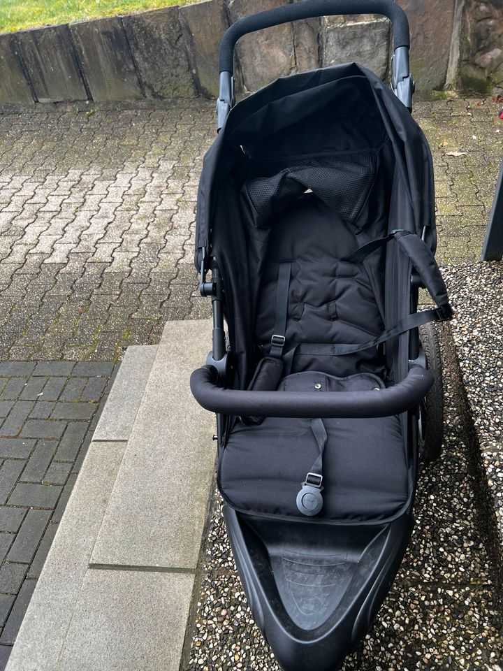 Faltbarer Kinderwagen in Bochum