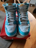 Top Nike Dunk HI Retro Schuhe im original Karton Niedersachsen - Woltersdorf Vorschau