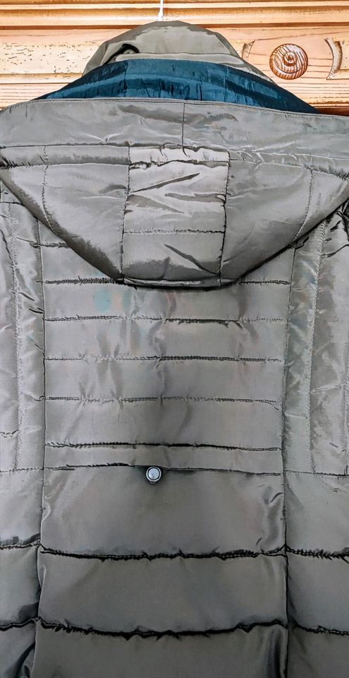 Steppjacke 36, taupe von Reserved, neu in Freiburg im Breisgau