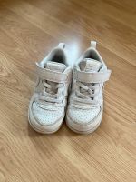 Nike Kinder Sneaker Gr. 23,5 Court Borough Low AV 3172-100 Weiß Bayern - Geretsried Vorschau