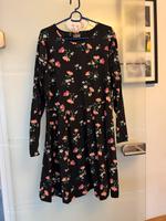 Langarm Kleid Gr.44/46 Niedersachsen - Edewecht Vorschau