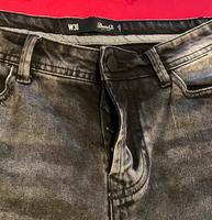 Schöne kurze Jeans mit Rissen -used Look Saarland - Püttlingen Vorschau