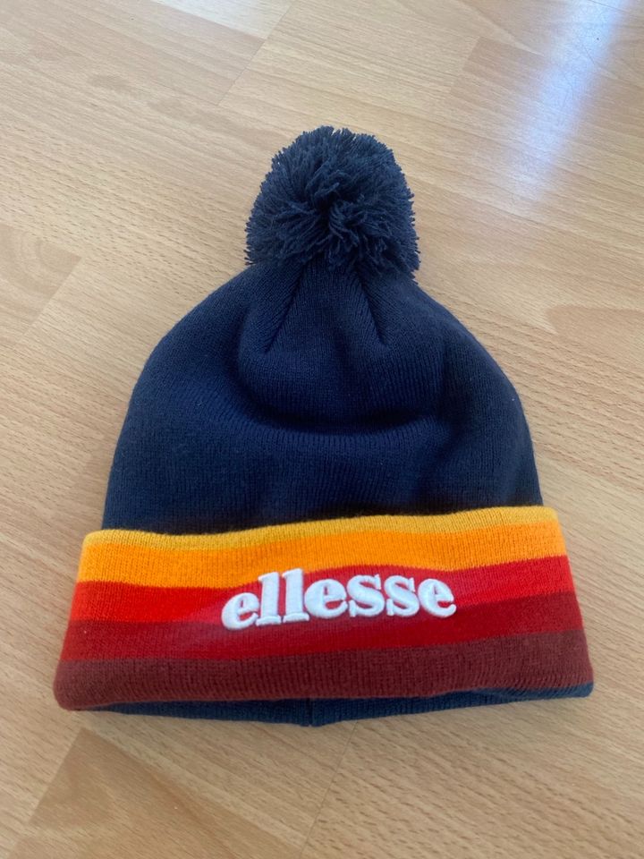 | in jetzt Kleinanzeigen eBay Gelnhausen unisex Mütze - Kleinanzeigen Hessen ellesse ist