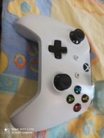 Ich verkaufe hier eine Xbox one s mit 1 TB Schleswig-Holstein - Groß Rheide Vorschau