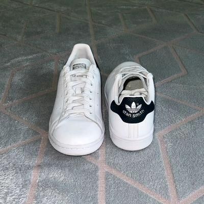 adidas Stan Smith White Ink Silver in Korschenbroich