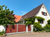 Charmantes Wohnhaus mit ausbaufähiger Scheune und schönen Innenhof zentrale Lage in Pfaffenweiler Baden-Württemberg - Pfaffenweiler Vorschau