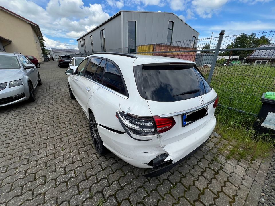 Mercedes T-Model W205, C 200 D, 2017, Unfall in Saarbrücken