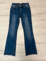 Damen Bootcut Jeans Niedersachsen - Regesbostel Vorschau