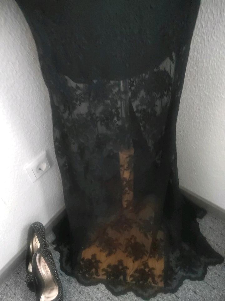 Schwarzes Abendkleid Trauerfeierskleid in Essen Freisenbruch