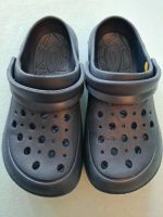 Hausschuhe / Badeschuhe, No-Name Crocs, Gr. 32 Nordrhein-Westfalen - Heiligenhaus Vorschau