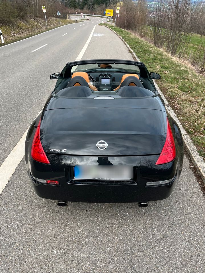 Nissan 350Z Roadster VQ35HR 313 PS RAYS in Hohenstadt