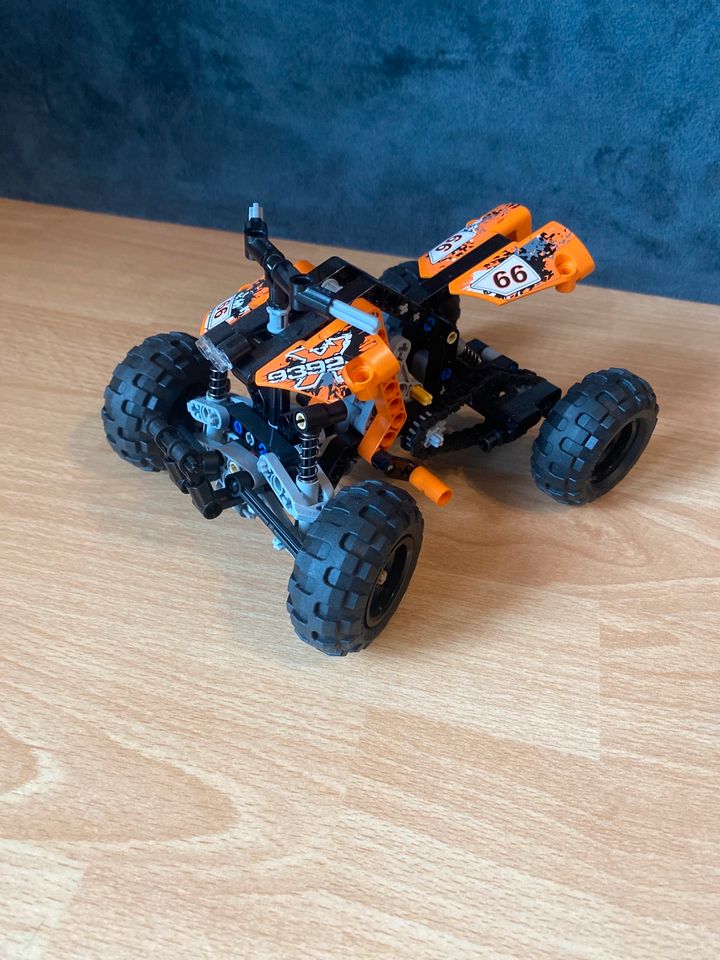 Lego Technik Quad 9392 in Leer (Ostfriesland)