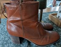 Esprit Leder Stiefeletten Gr. 41 braun top!!! Hessen - Lauterbach (Hessen) Vorschau