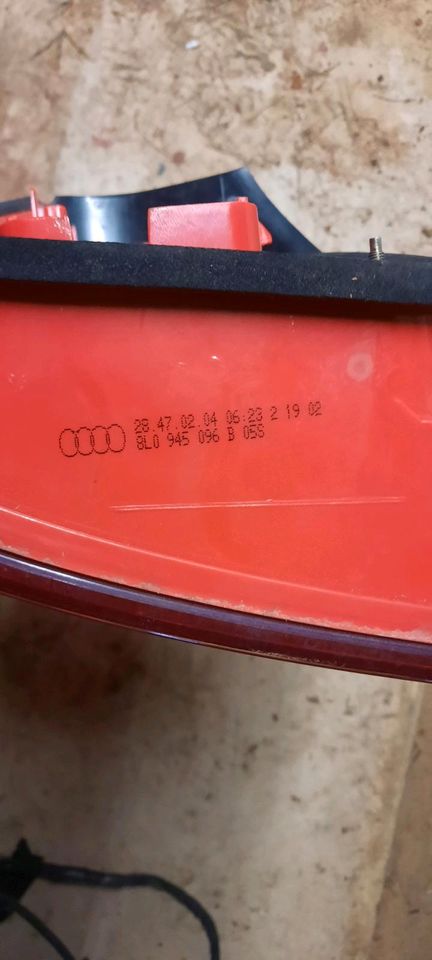 Rücklicht Audi A3 8L Neu original Teil 8L0945096B05S in Hilpoltstein