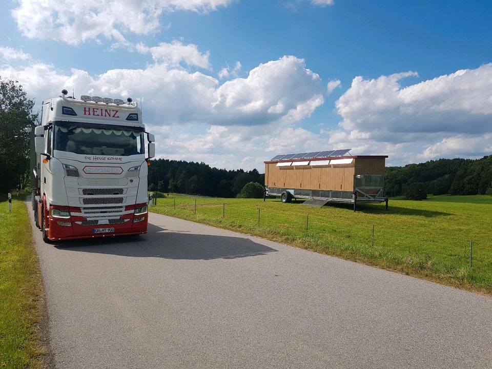 Transporte Hühnerstall Hühnermobil Hühnerhaus Farmer Mobei Weilan in Jossgrund