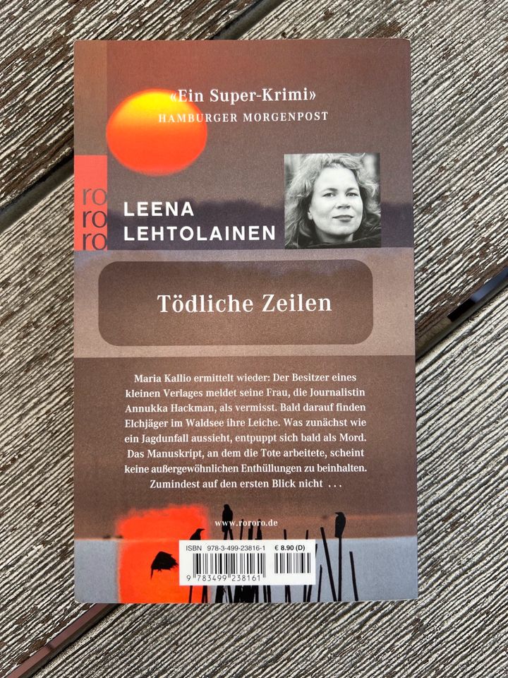 Leena Lehtolainen „im schwarzen See“ in Marxen