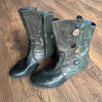 Grüne halbhohe Lederstiefel von Think! Gr. 38 Altona - Hamburg Ottensen Vorschau