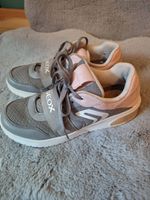 wunderschöne XLED-Sneaker von GEOX Gr. 39 Berlin - Spandau Vorschau