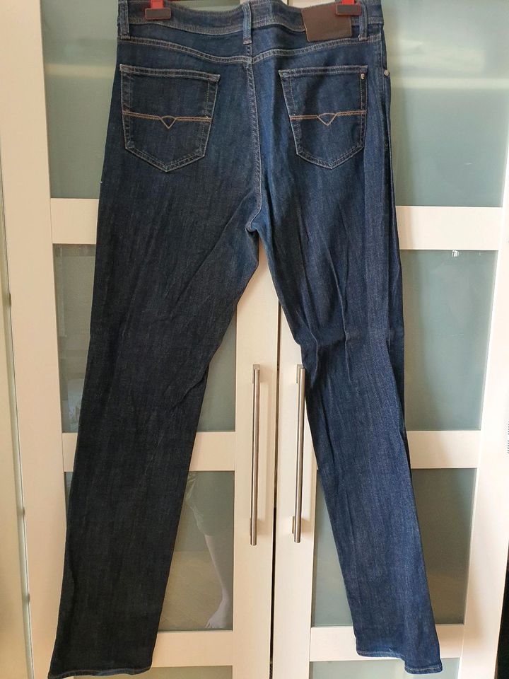 Pierre Cardin Jeans Model 3880, Grösse 110, wie neu! in Berlin - Schöneberg  | eBay Kleinanzeigen ist jetzt Kleinanzeigen