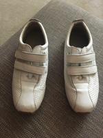 Retro Ledersneaker v.Lacoste weiß mit Klettverschluss Berlin - Charlottenburg Vorschau