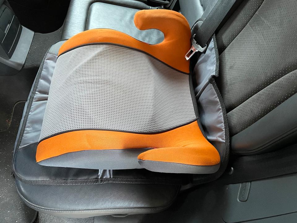 Autositzschoner, Kindersitzunterlage, Sitzunterlage, top Zustand in Neuruppin