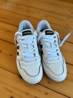 Adidas sneaker Größe 36,5 Nordrhein-Westfalen - Löhne Vorschau
