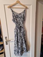 schönes langes Kleid Sommerkleid Blumen Berlin - Reinickendorf Vorschau