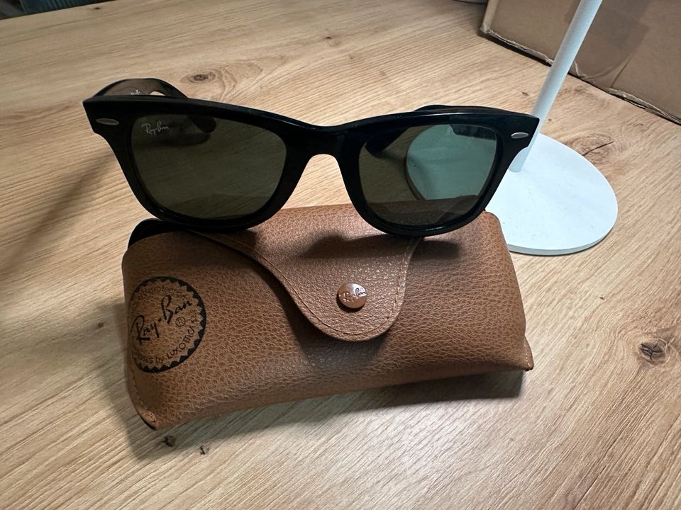 Ray Ban Herren Sonnenbrille WAYFARER - sehr guter Zustand in Tann (Niederbay)