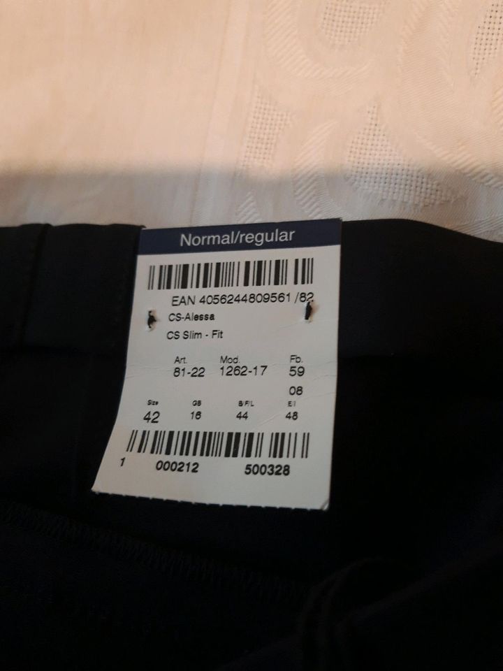Toni Damenhose schwarz Größe 42 neu mit Etikett in Oldenburg
