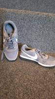 Nike Sportschuhe / Sneaker Nordrhein-Westfalen - Oerlinghausen Vorschau