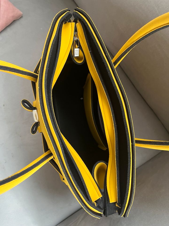 Handtasche „SaveMyBag“, Neopren , gelb mittlere Größe in Minden